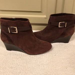 Antonio Melani bootie NWOT