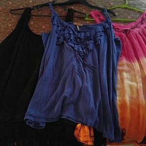 3 sleveless tops