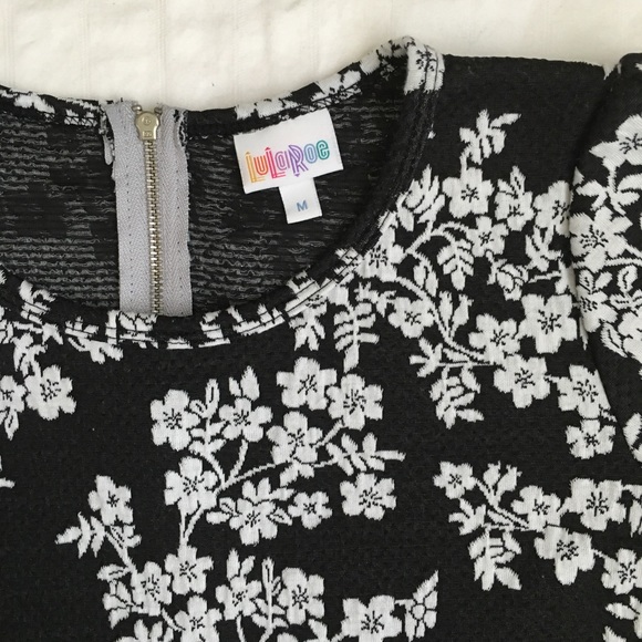 Medium Amelia Dress - Picture 2 of 4