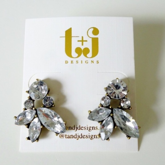 Crystal Ivy Studs - Picture 2 of 3