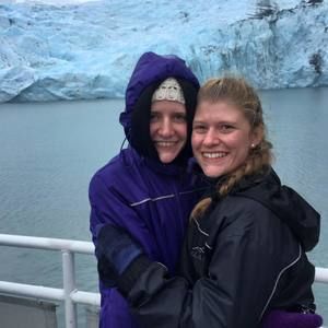 Meet your Posher, Chloe