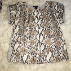 Snake and grey sweater shirt size small