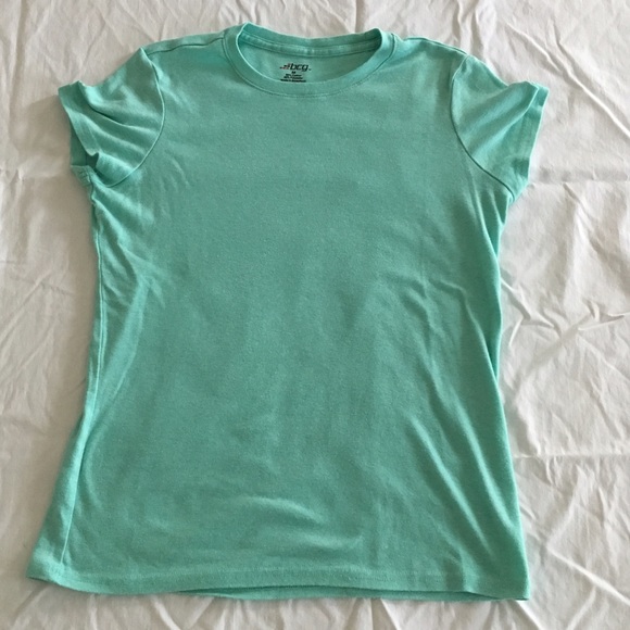 Green tee shirt