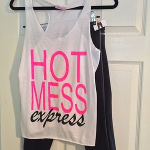 🌷🌸🌼CUTE! 😂 NWOT. Workout Top!  Much more!