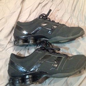 Nike shocks