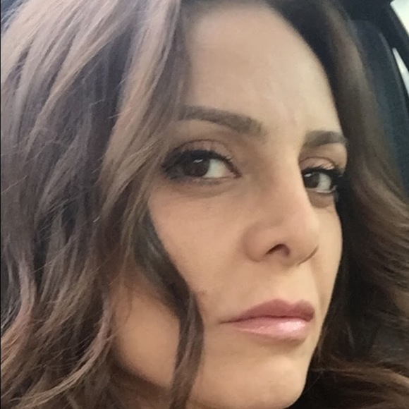 Meet your Posher, Anet