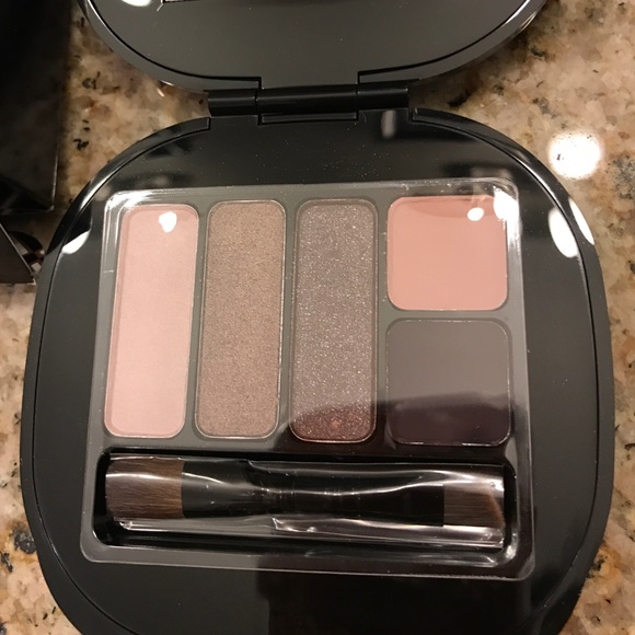 🆕Mac eyeshadow - Picture 3 of 4