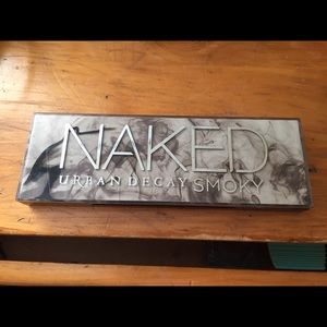 Knock off Urban decay smoky eye palette