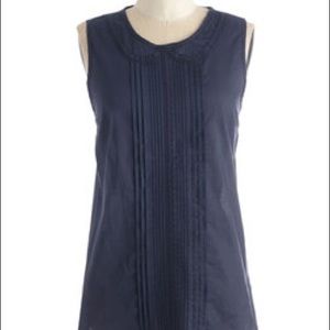 A glance at elegance top