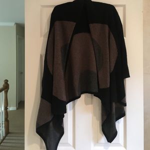 Beautiful luxurious Cashmere wrap by 360