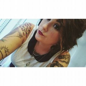Meet your Posher, Lori