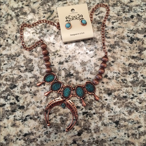 One day sale 🎉 NWT Squash Blossom