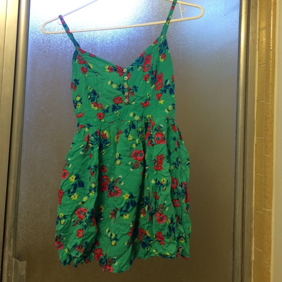 Mint green hollister dress🍃