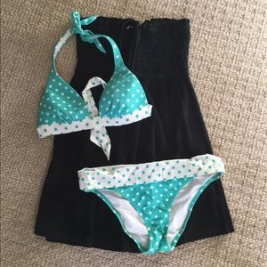 Victoria's Secret bathing suit 👙 & cover up ☀️