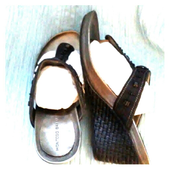 Black sandals - Picture 1 of 1