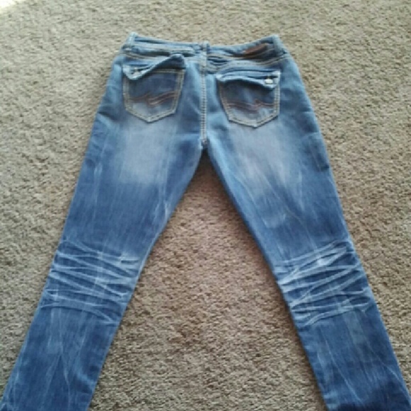 Almost famous jeans - Picture 3 of 4