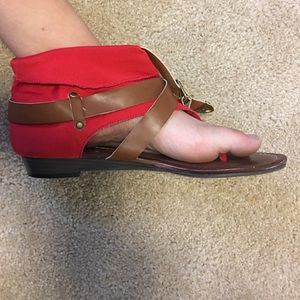 Red Dollhouse sandals 👠