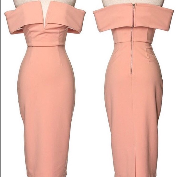 🆕Blush off the shoulder midi dress - Picture 2 of 2