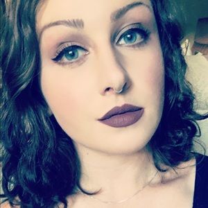 Meet your Posher, Mckenzie