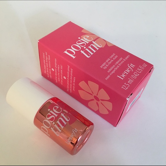 New Benefit Poise Cheek & Lip Tint