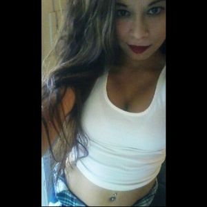 Meet your Posher, Monique