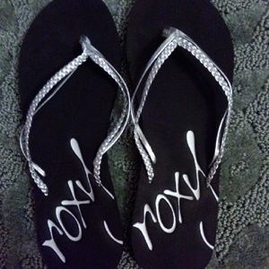 ❌SOLD❌ New Roxy Flipflops