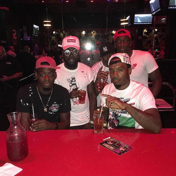 Meet your Posher, Dennis