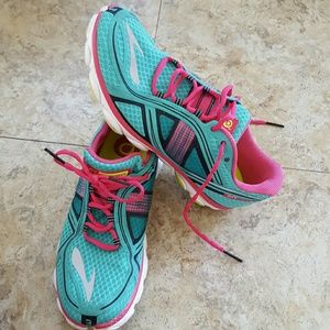 Brooks pure flow running shoes