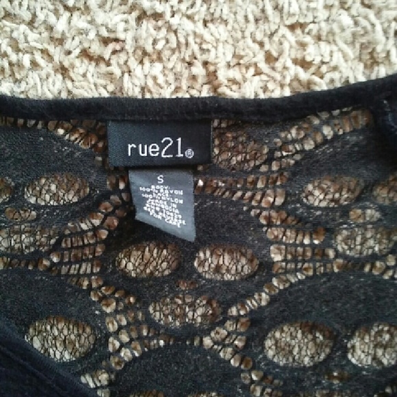 Rue 21 shirt - Picture 2 of 3