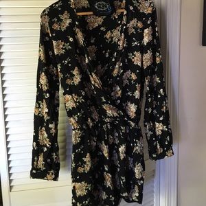 Blue life romper small