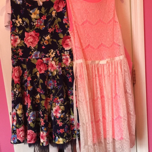 2 girls dresses