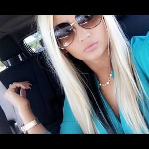 Meet your Posher, Kristin