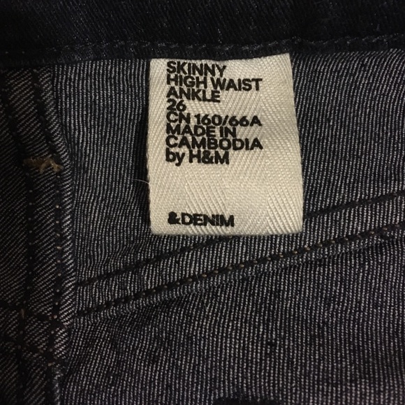 Jeans - Picture 2 of 3
