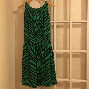 Express Kelly green & navy blue knee length dress