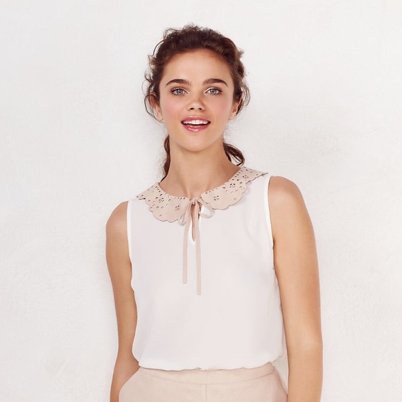 🆕Lauren Conrad Collar top🆕