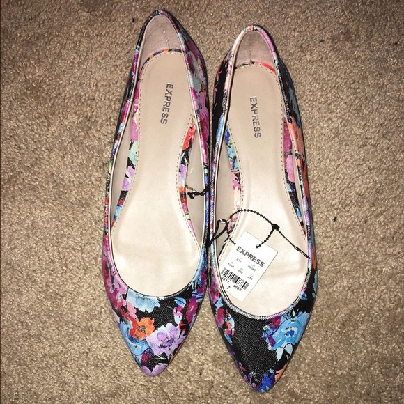Express floral flats