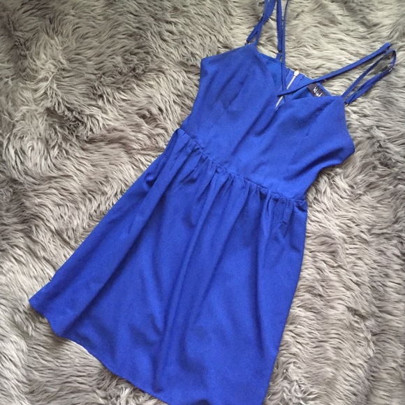 Blue dress with cutout