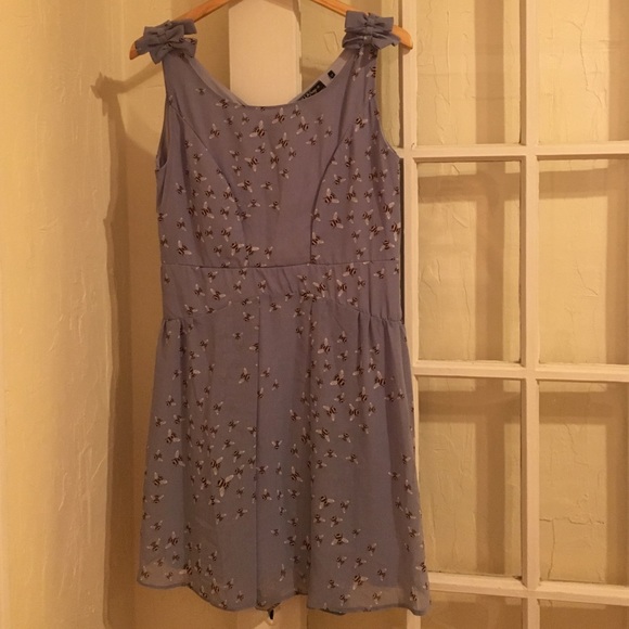 Periwinkle knee length dress with bee print