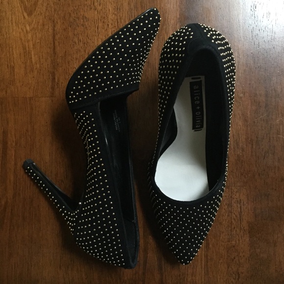 Alice and Olivia pumps. - Picture 1 of 4