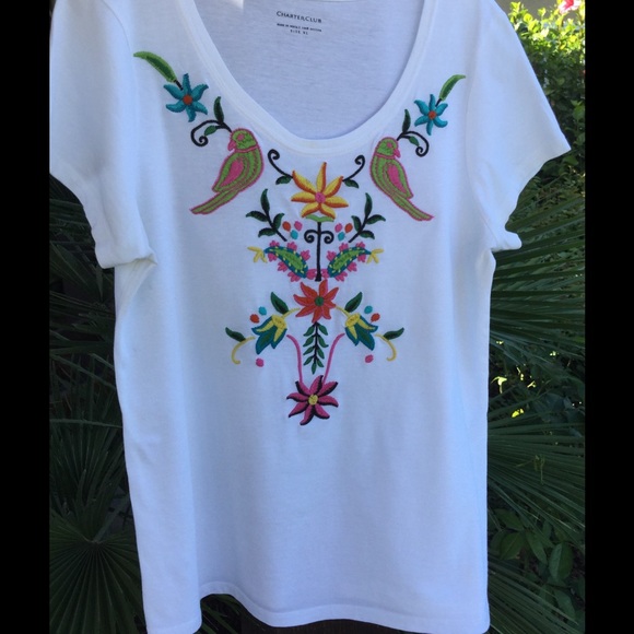 White embroidered tee shirt