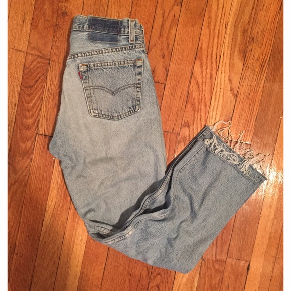 🚫SOLD🚫🎃Vintage 501 Distressed Levi's 27/28🎃 - Picture 4 of 4