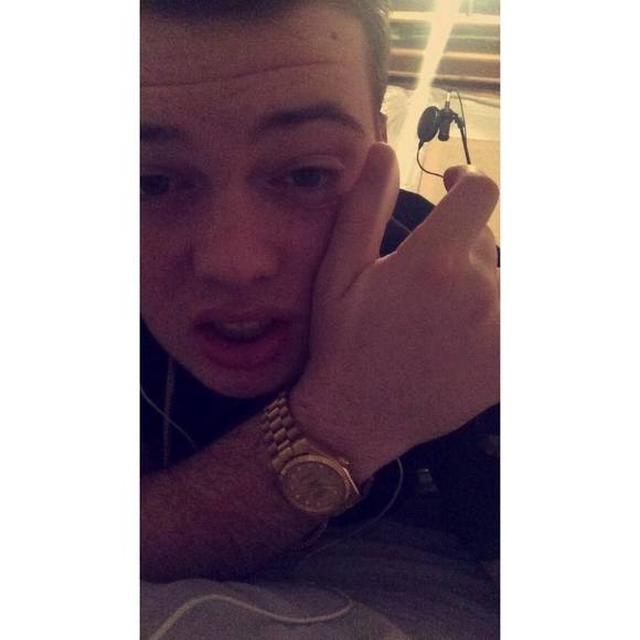 Meet your Posher, Biffy - Picture 1 of 1