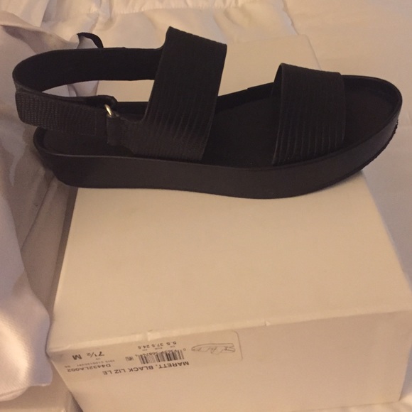 Shoes - Picture 4 of 4