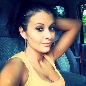 Meet your Posher, Celese