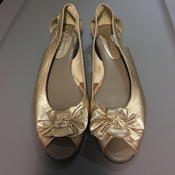 FLEXX Comfortable Gold Peep Toe Sandals
