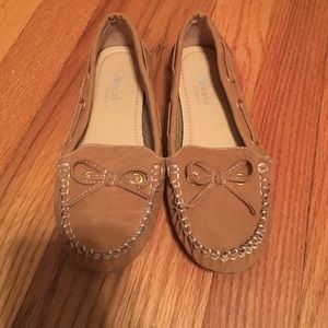 Cupcake couture toddler size 12 loafers