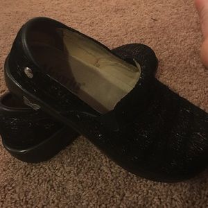 Black with crackle Algeria shoes