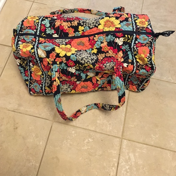 Vera Bradley duffel bag