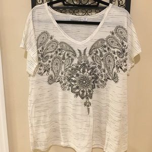 Lovely graphic print top