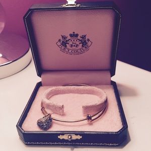 Juicy Couture Crystal Heart Bangle